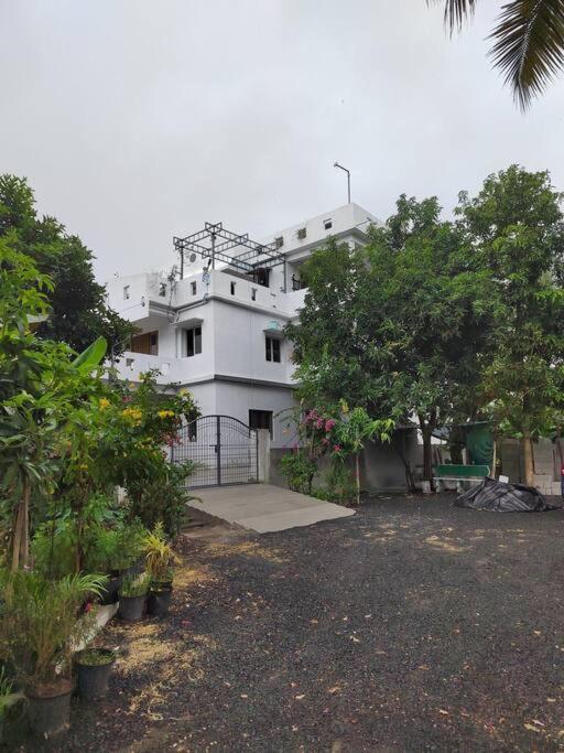 Ferienwohnung Gangi Kota North Flat Kovvur Exterior foto
